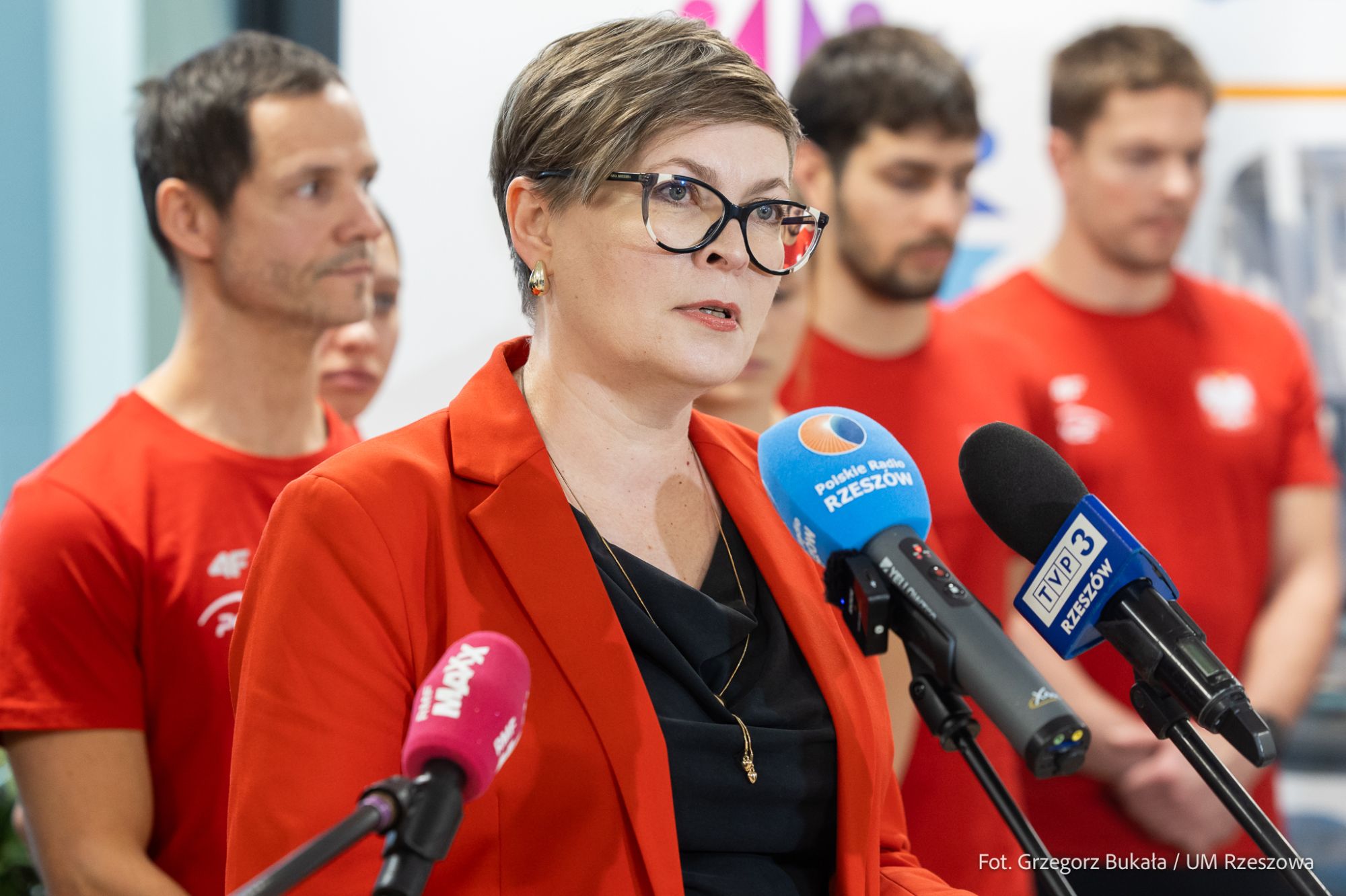 Zdjęcie z konferencji prasowej na pływalni przy ul. Matuszczaka 7a w Rzeszowie, fot. Grzegorz Bukała, Urząd Miasta Rzeszowa